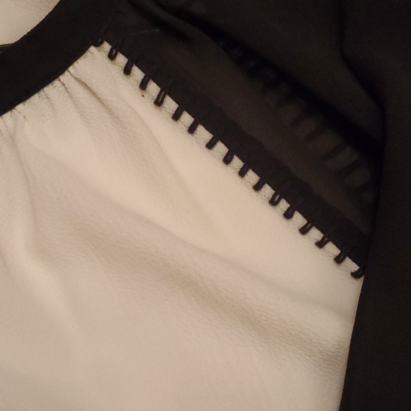 Blouse - Picture 4 of 6